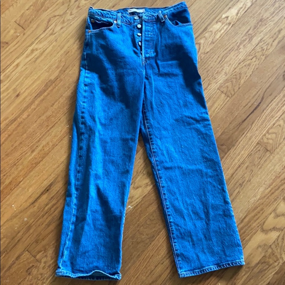 Levi’s Ribcage Jeans